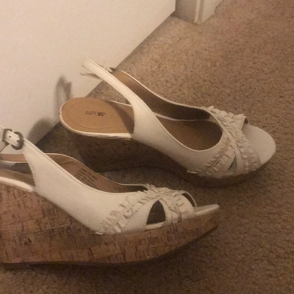 Wedges - Picture 4 of 4